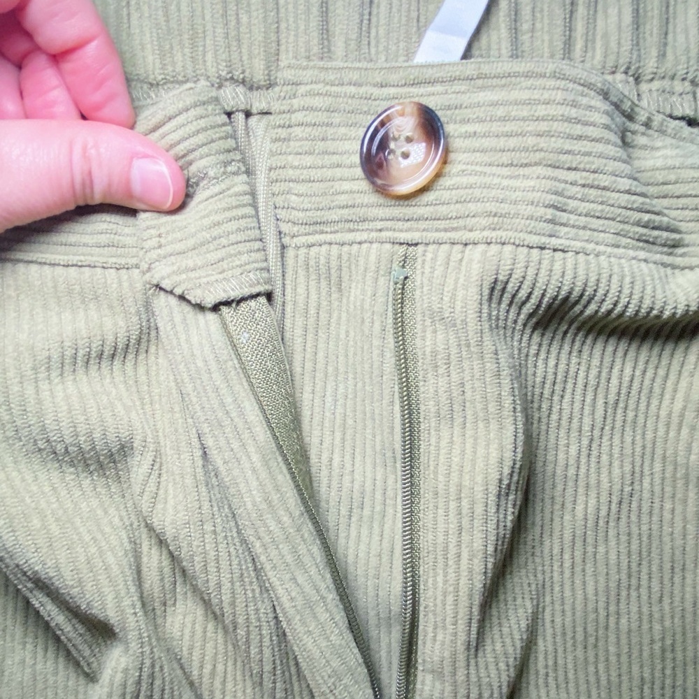 HALARA Mid Rise Button Zipper
Side Pocket Corduroy Casual Pants - Picture 11 of 12
